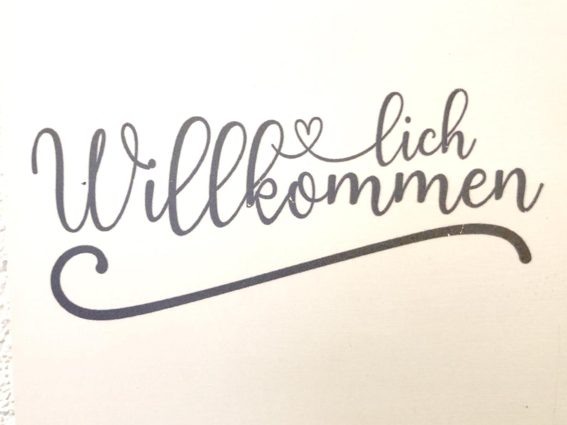 バーリンゲンKleines Haeuschen Zum Wohlfuehlenアパートメント エクステリア 写真
